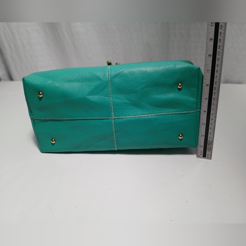 Lauren Ralph Lauren Crawley Unlined Zip Closure Tote. - Picture 4 of 14